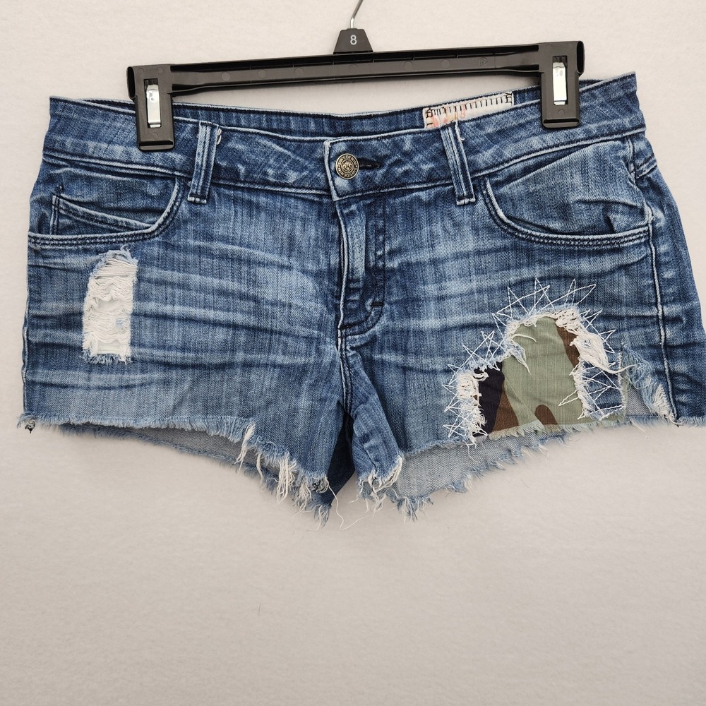 Siwy 27 Womens Distressed Cutoff denim Blue Jean shorts Camo Patch Made In USA